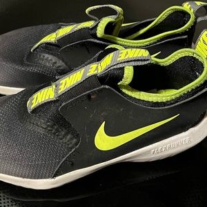 Kids Nike Flex Runner Shoes size 13